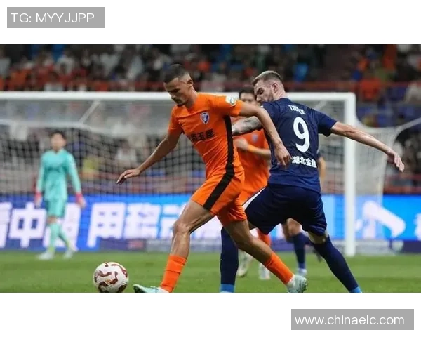 中超精彩对决那不勒斯大胜曼联补时进球点燃全场激情