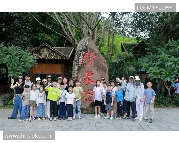 姚明亲临版纳探访热带雨林与少数民族文化的奇妙之旅