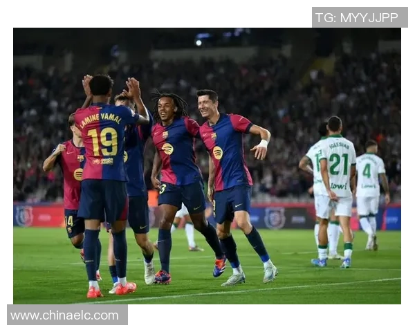 西甲热刺大胜莱比锡红牌事件引发全场热议精彩进球回顾