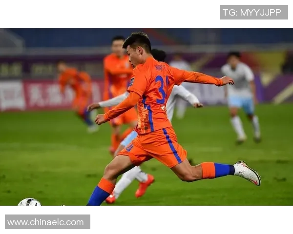 中超热刺遭尤文图斯逆转4-3惨败引发转会风波与球迷热议 中超热刺遭尤文图斯逆转4-3惨败引发转会风波与球迷热议