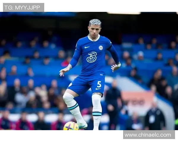 切尔西轻取莱比锡乌龙球成比赛转折点全场沸腾 切尔西轻取莱比锡乌龙球成比赛转折点全场沸腾