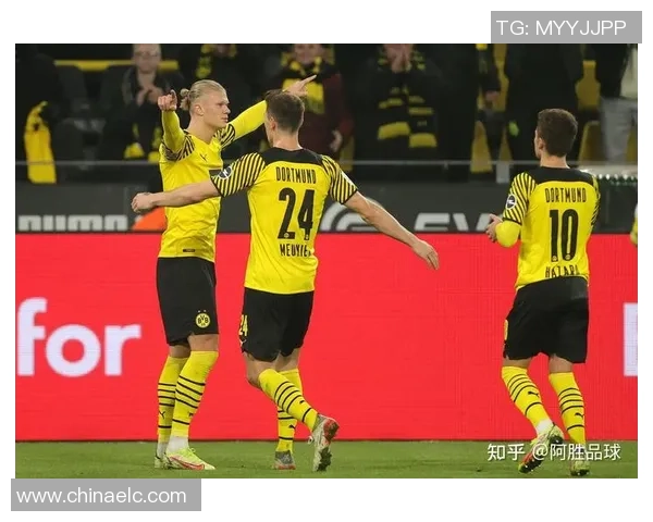德甲焦点战多特蒙德与尤文图斯战平0-0绝杀瞬间引发全场热议