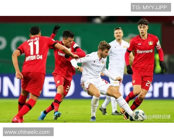 意甲焦点战AC米兰与拜仁握手言和乌龙球成比赛转折点