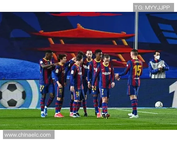 欧联杯惊心动魄对决利物浦逆转巴萨红牌事件引发全场热议