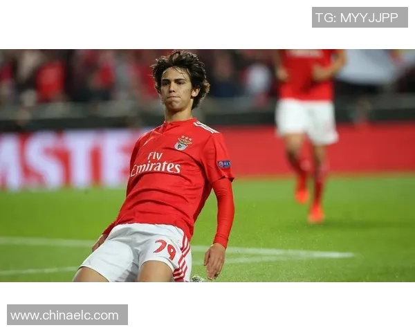 中超精彩对决本菲卡逆转拜仁绝杀瞬间引发全场狂欢 中超精彩对决本菲卡逆转拜仁绝杀瞬间引发全场狂欢