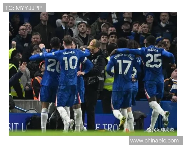 欧冠激战切尔西与曼联互交白卷神扑瞬间成比赛焦点 欧冠激战切尔西与曼联互交白卷神扑瞬间成比赛焦点