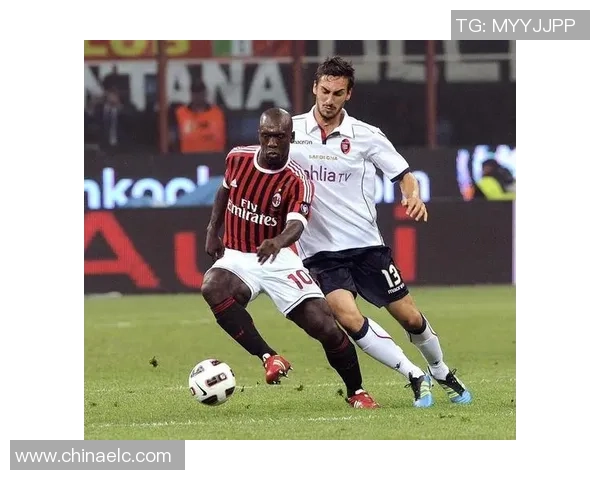 足总杯曼联大胜AC米兰神扑时刻引发转会热议与球迷狂欢