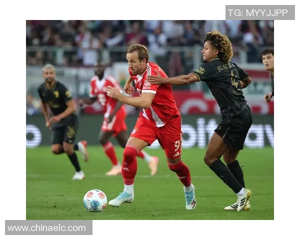 德甲精彩对决拜仁绝杀那不勒斯引发转会热议与全场欢呼