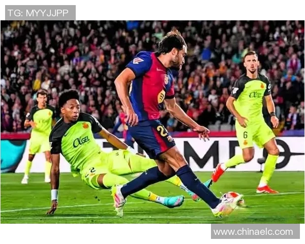 曼城逆转AC米兰3-2补时绝杀引发争议判罚全场沸腾 曼城逆转AC米兰3-2补时绝杀引发争议判罚全场沸腾